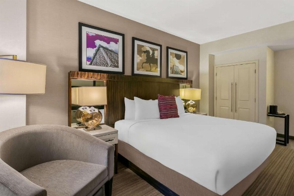 Sonesta Hotel Baltimore Inner Harbor image 31